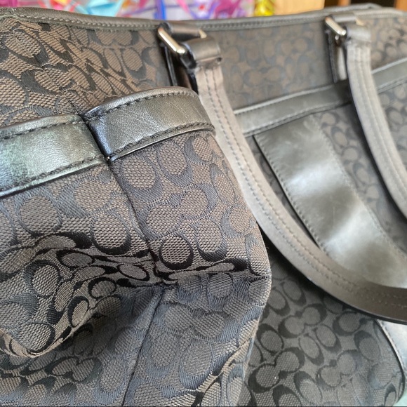 Coach Tote Bag - Picture 9 of 15